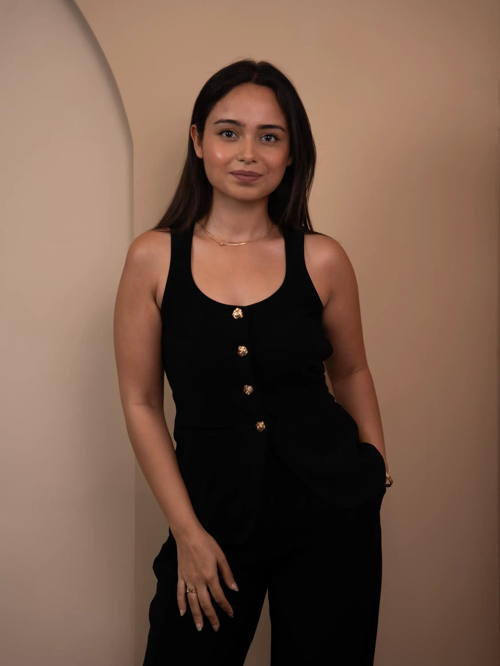 The Black Sleeveless Vest Set